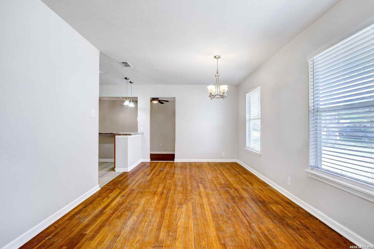 434 Schmeltzer Ln - Photo 3 of 24