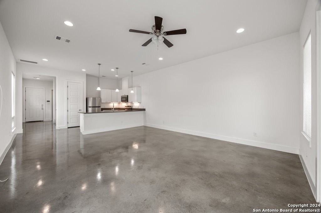 307 San Salvador Ave #101 - Photo 6 of 25