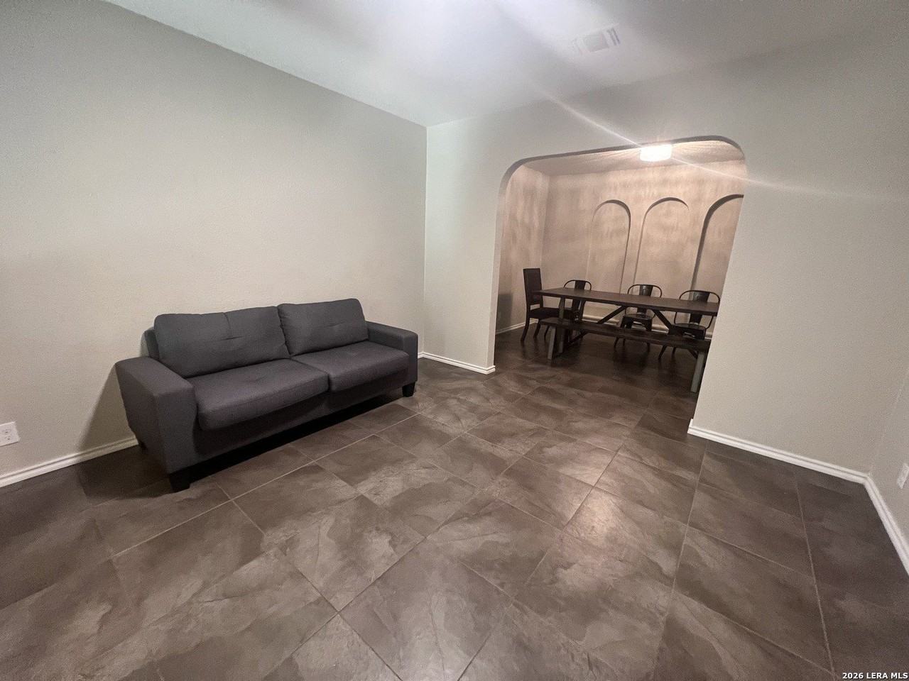 14210 Stoddard Dr - Photo 5 of 47