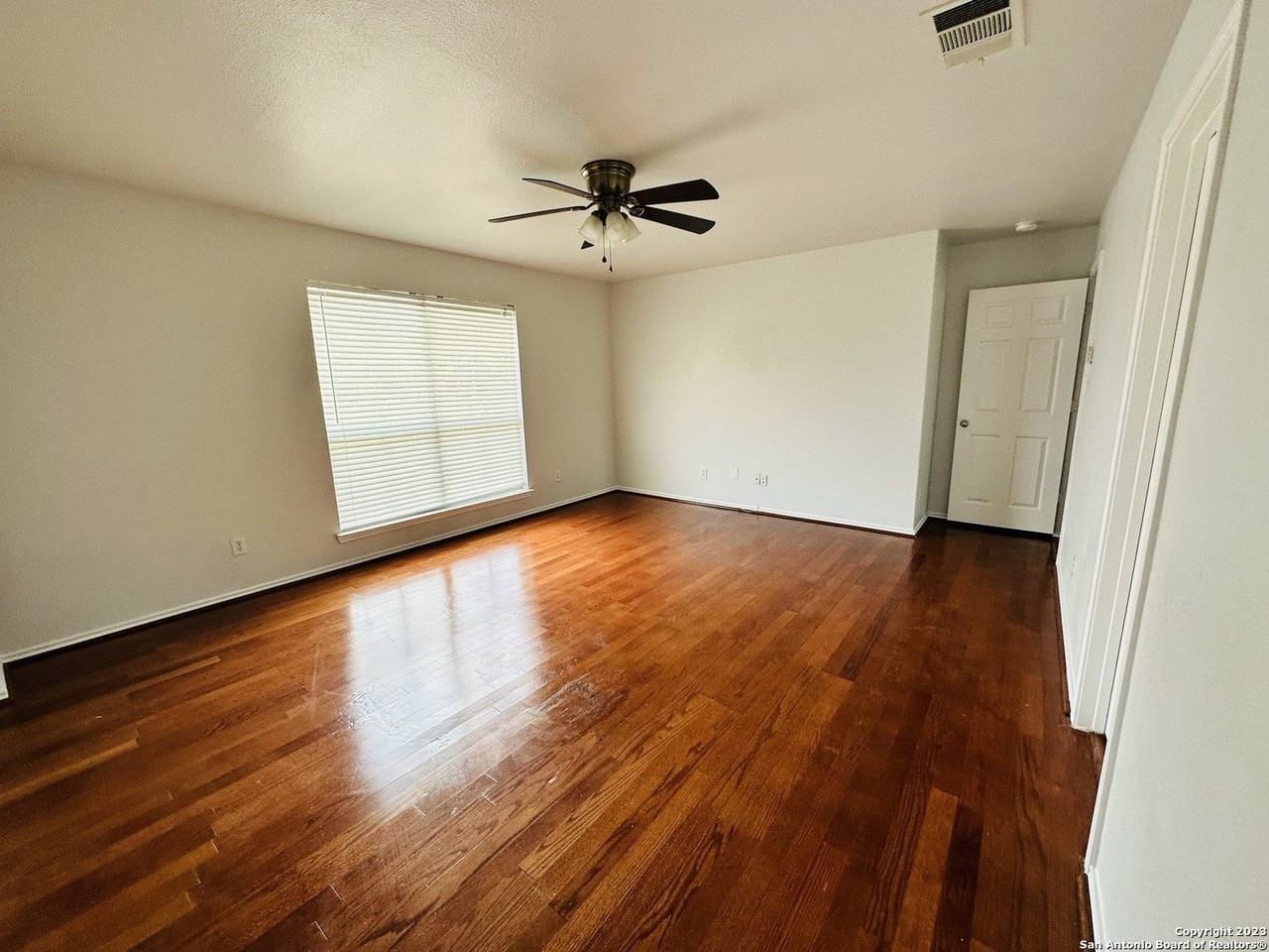 9538 Mustang Farm - Photo 6 of 31