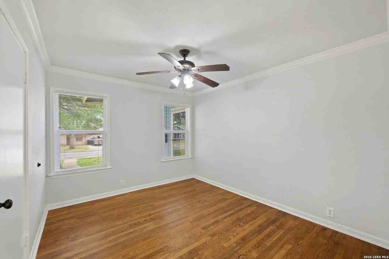 611 Kashmuir Pl - Photo 7 of 12