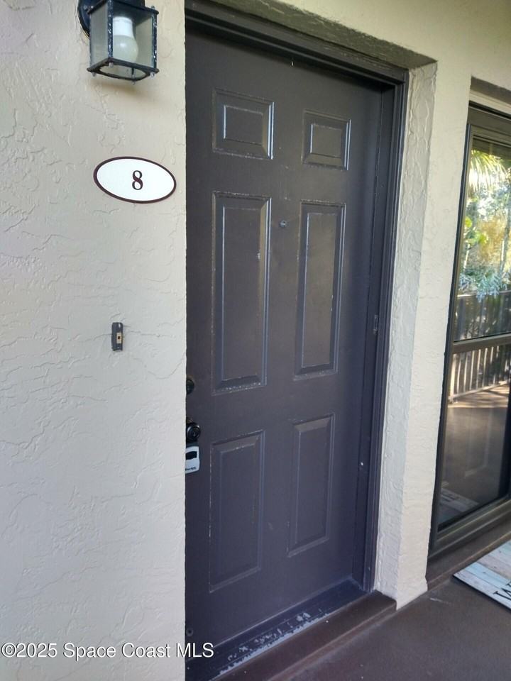 1020 Pinetree Dr #8 - Photo 2 of 33