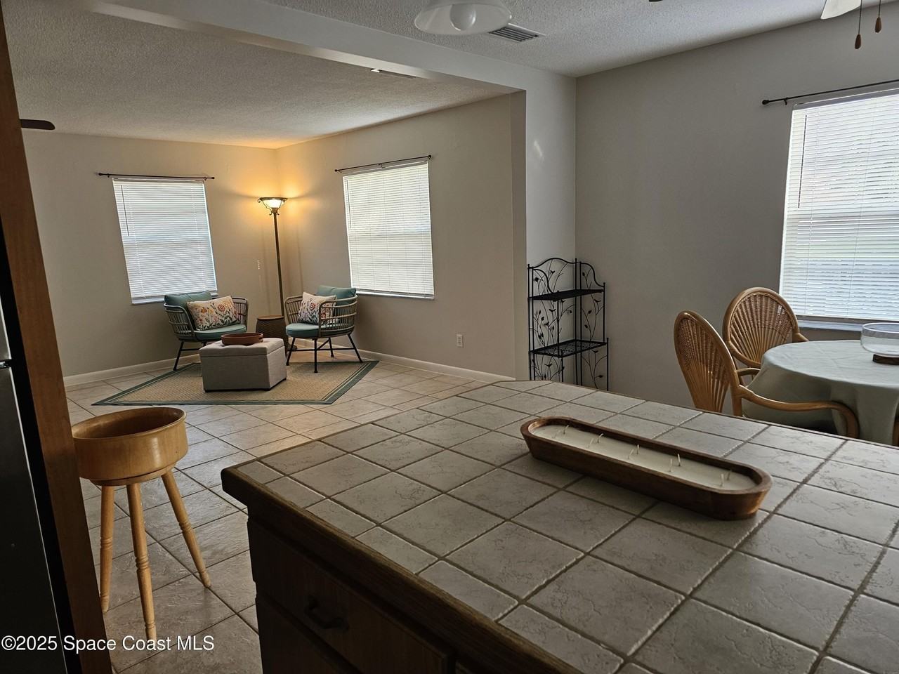 1735 E Central Ave - Photo 5 of 25