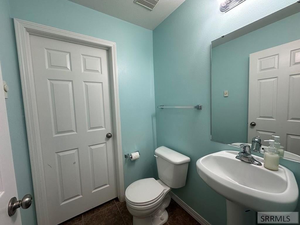 414 Energy Dr #1 - Photo 5 of 31