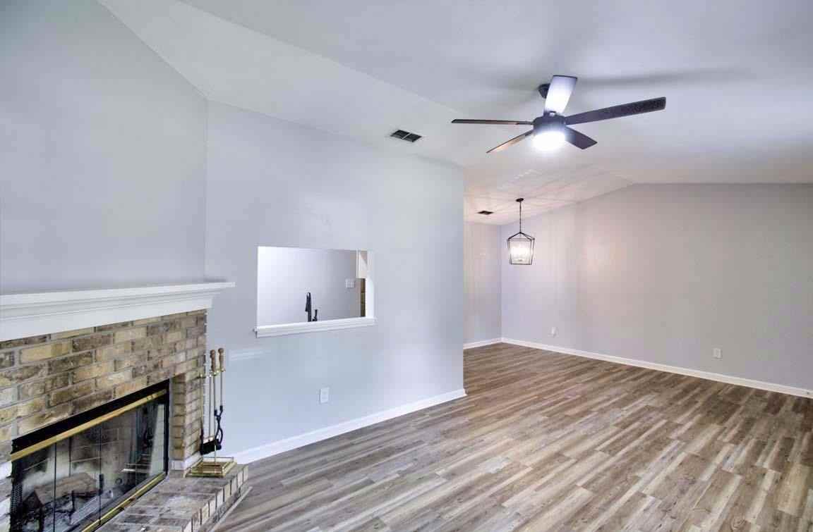 425 High Point Ln - Photo 4 of 17