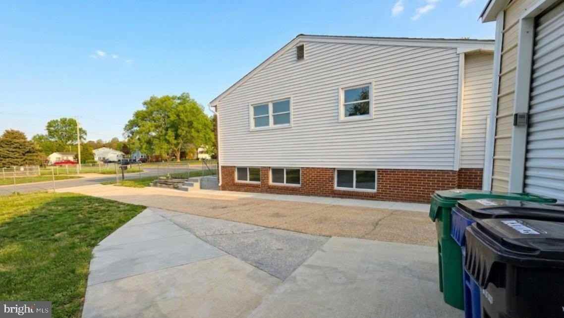 361 David Hall Rd - Photo 3 of 38