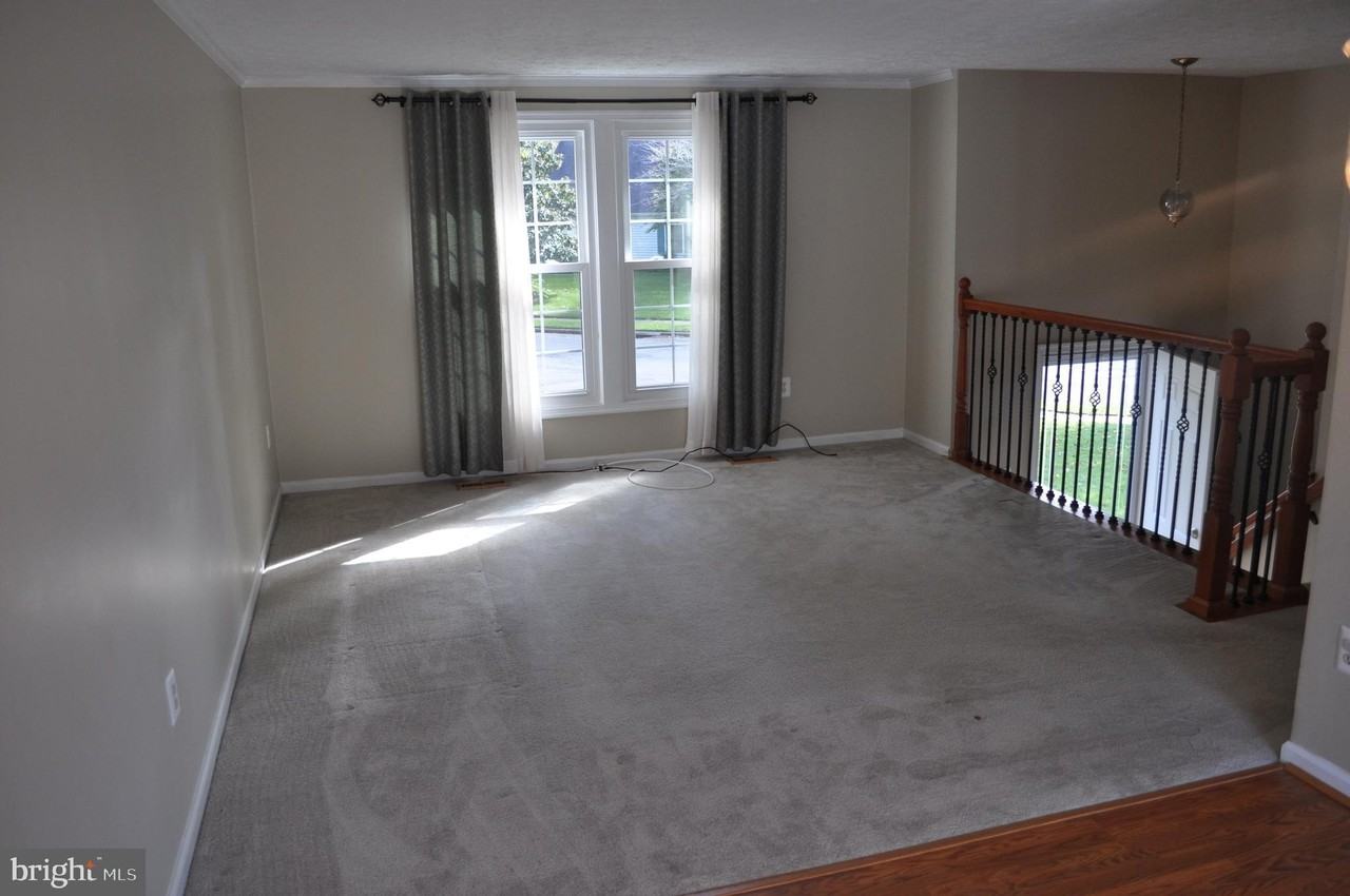 1662 Canonade Ct - Photo 5 of 17