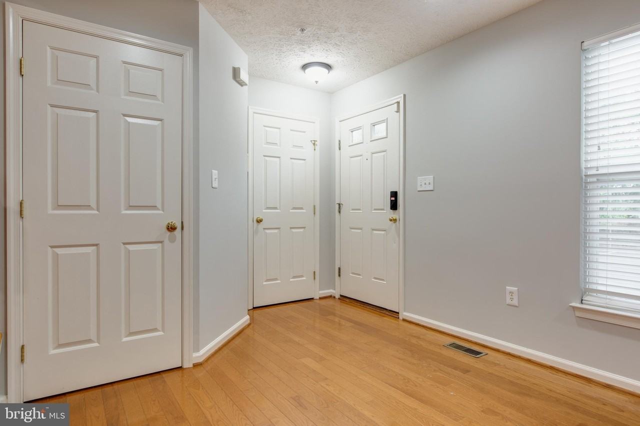 2542 Piney Pass Way - Photo 6 of 47