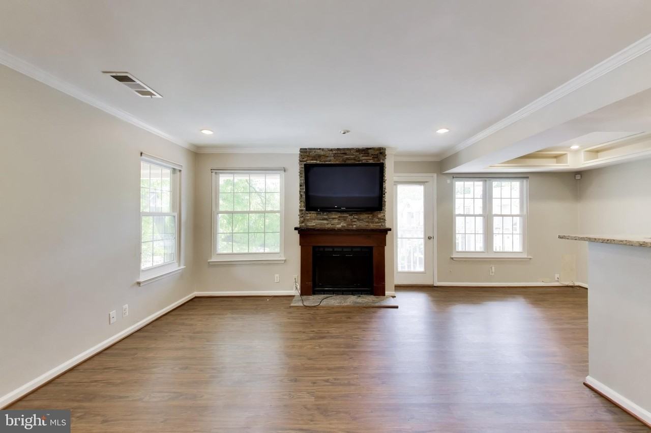 10821 Hampton Mill Ter #210 - Photo 4 of 29