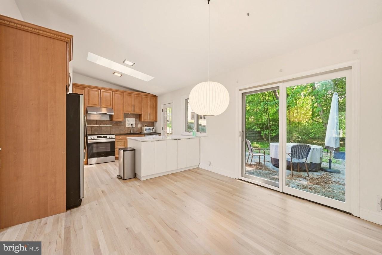 8400 Thornden Ter - Photo 4 of 27