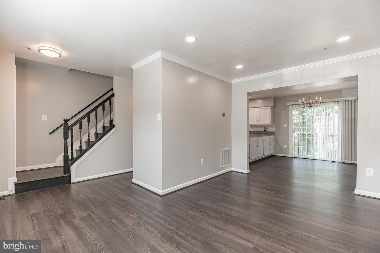 1652 Willowwood Ct - Photo 2 of 18