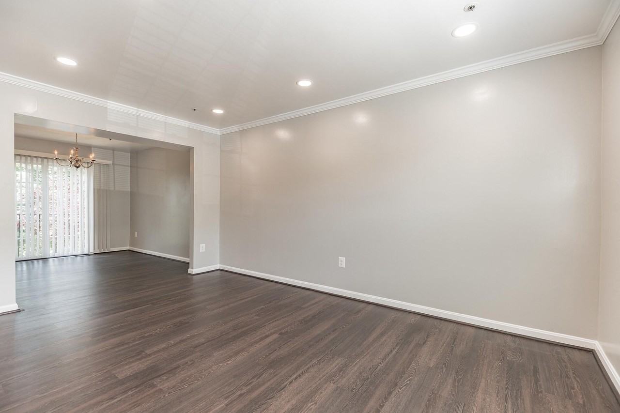 1652 Willowwood Ct - Photo 3 of 18