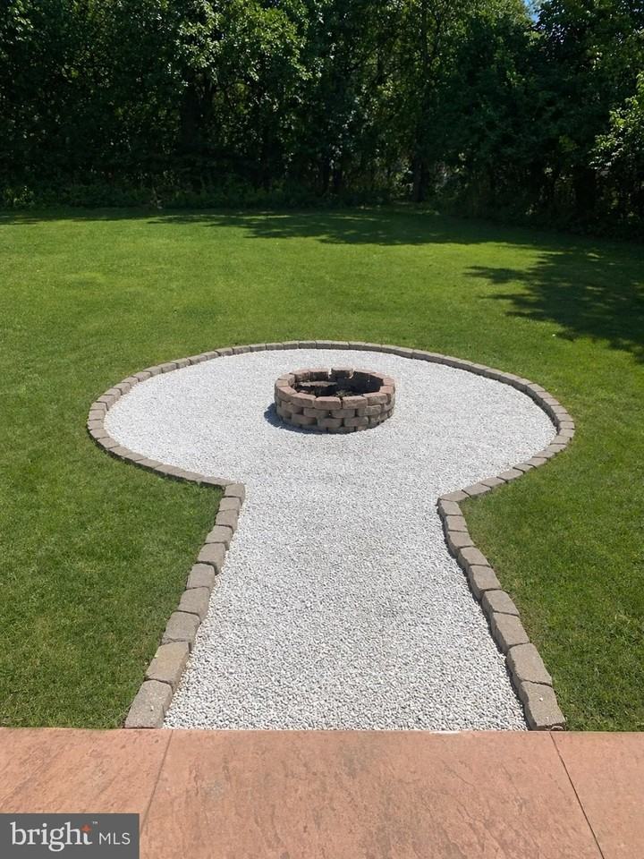 530 Church Rd - Photo 5 of 43