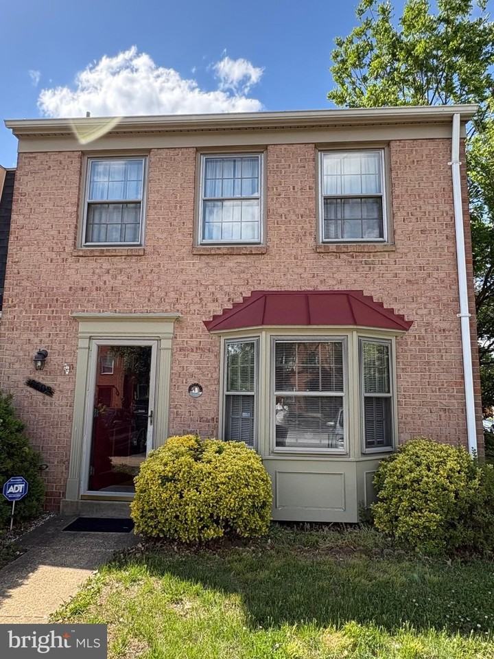 6602 Deer Gap Ct - Photo 2 of 31