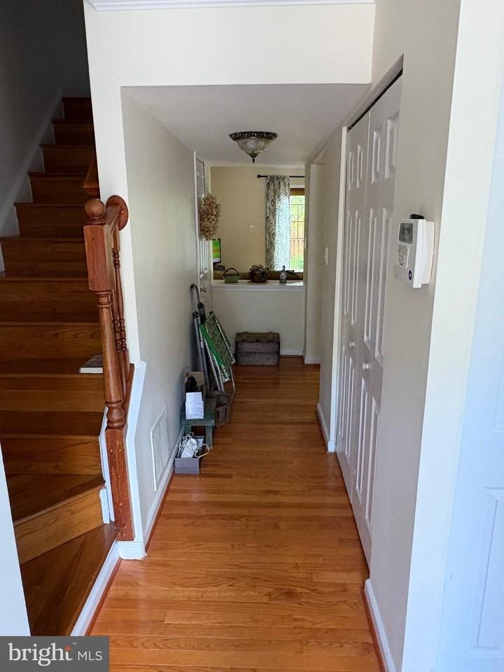6602 Deer Gap Ct - Photo 4 of 31