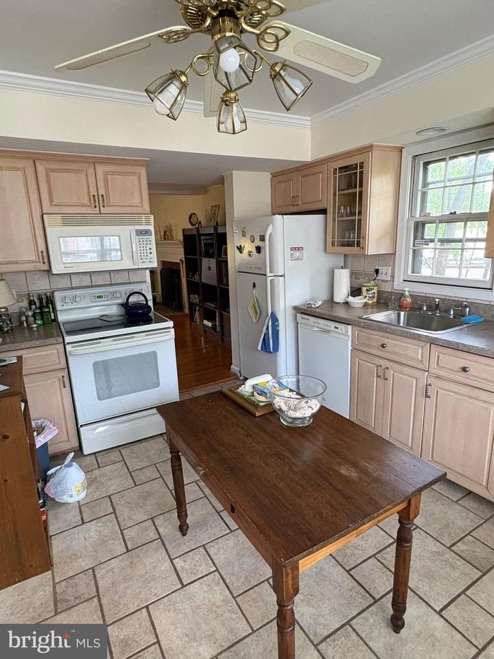 6602 Deer Gap Ct - Photo 7 of 31