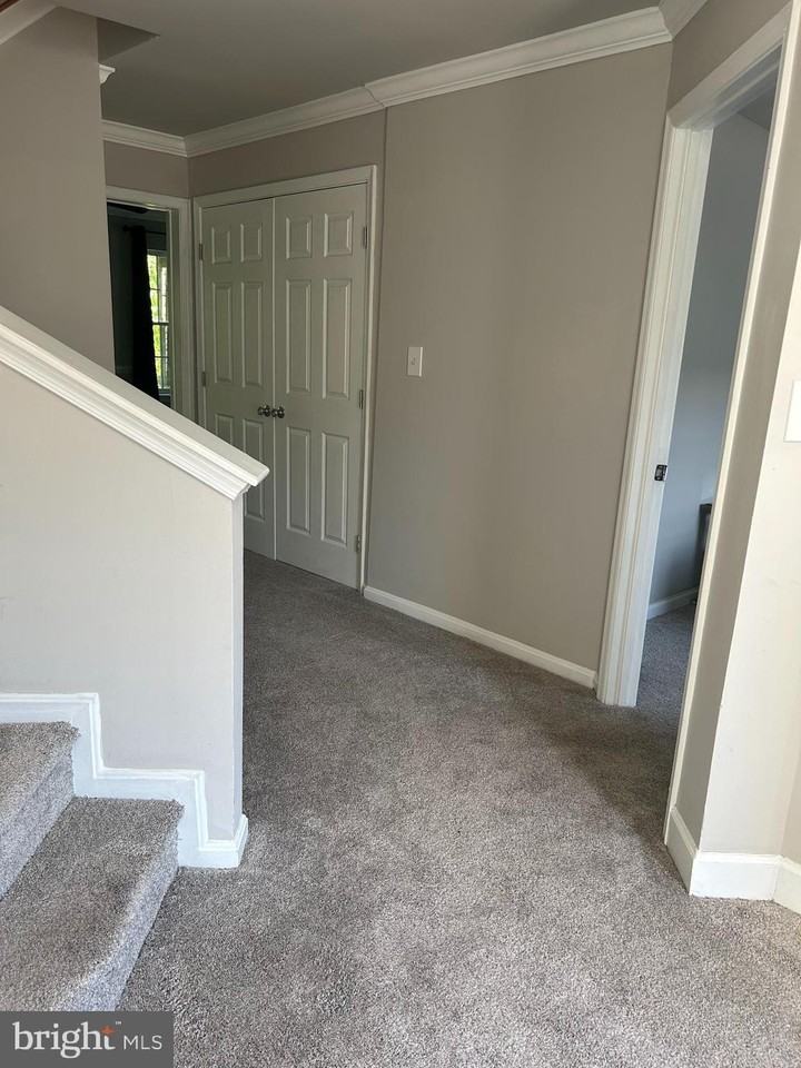 329 Kirby St #66 - Photo 5 of 50