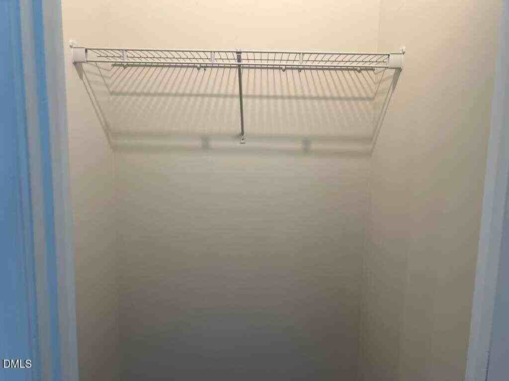 6027 Kayton St - Photo 3 of 24