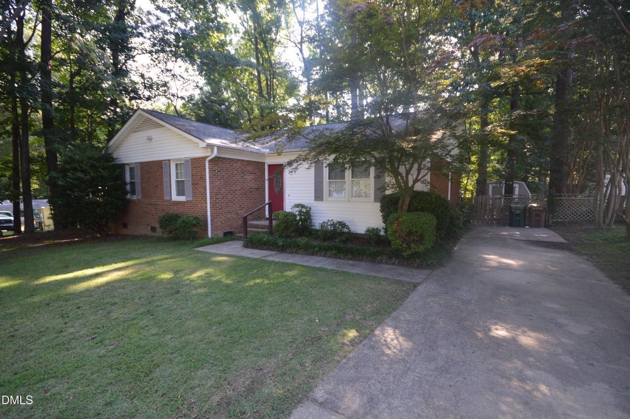 309 Holtz Ln - Photo 2 of 22