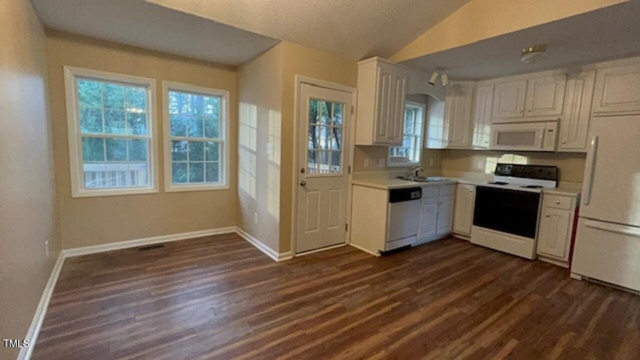 212 Walnut Creek Dr - Photo 6 of 25