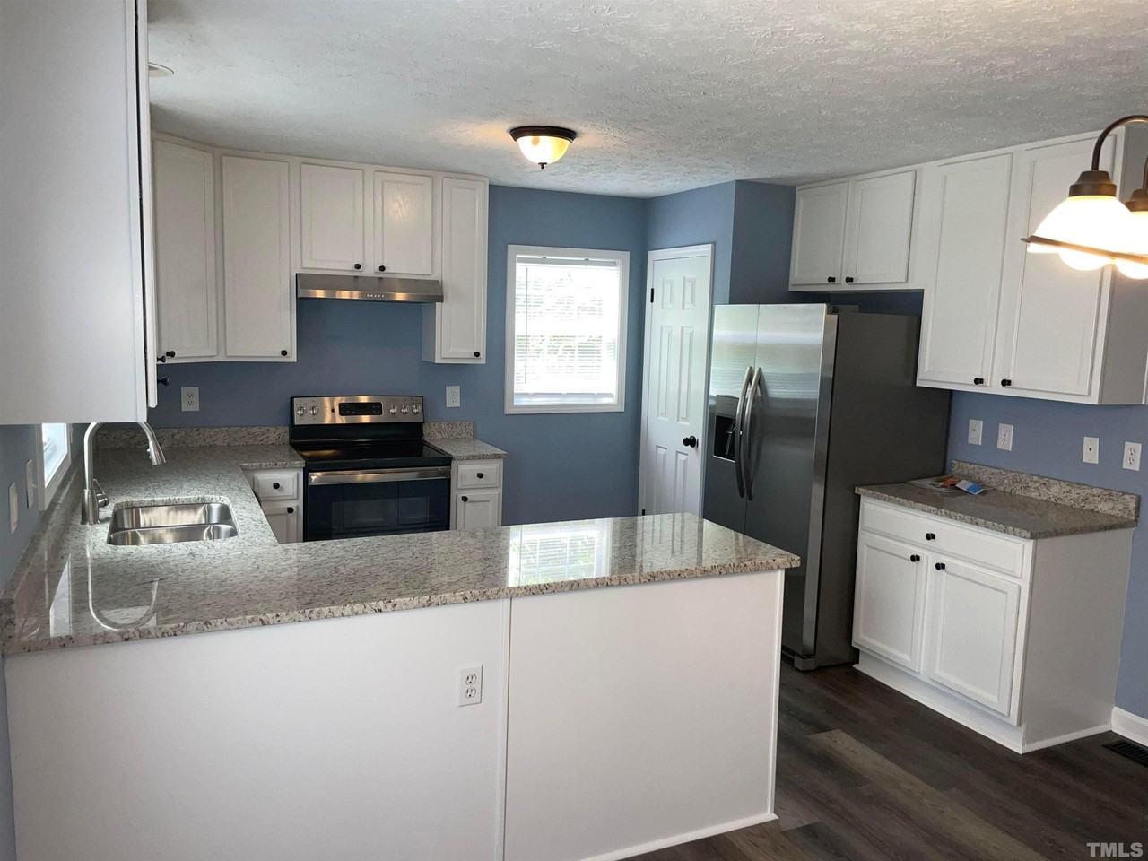 109 Ashe Ave - Photo 2 of 29
