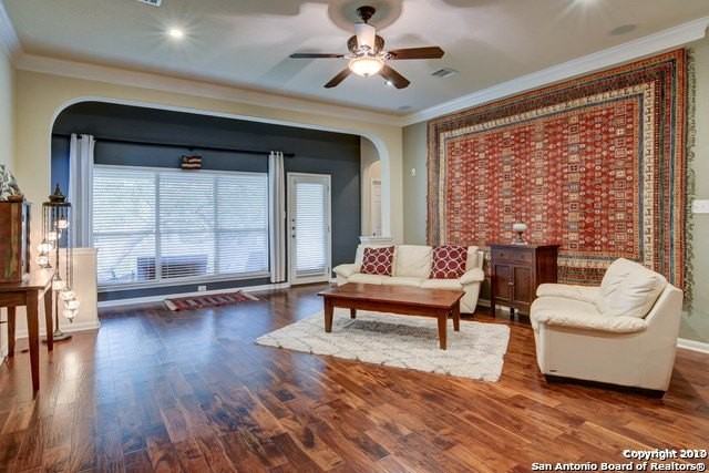 3426 Hilldale Pt - Photo 5 of 25