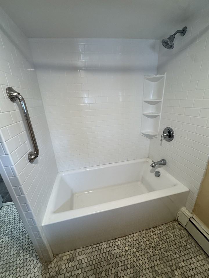 24 Wardwell Avenue #2 - Photo 3 of 21