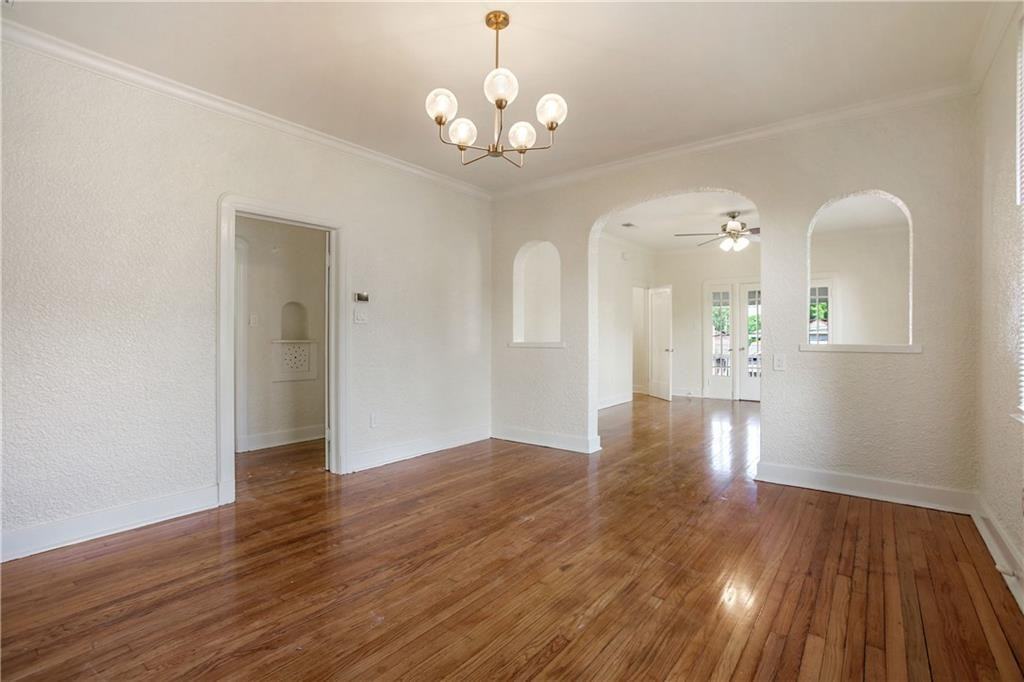 1827 Pine St - Photo 4 of 13