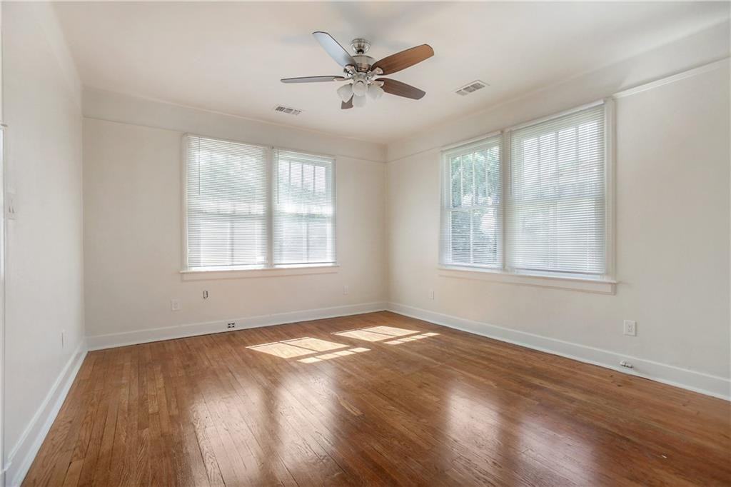 1827 Pine St - Photo 7 of 13