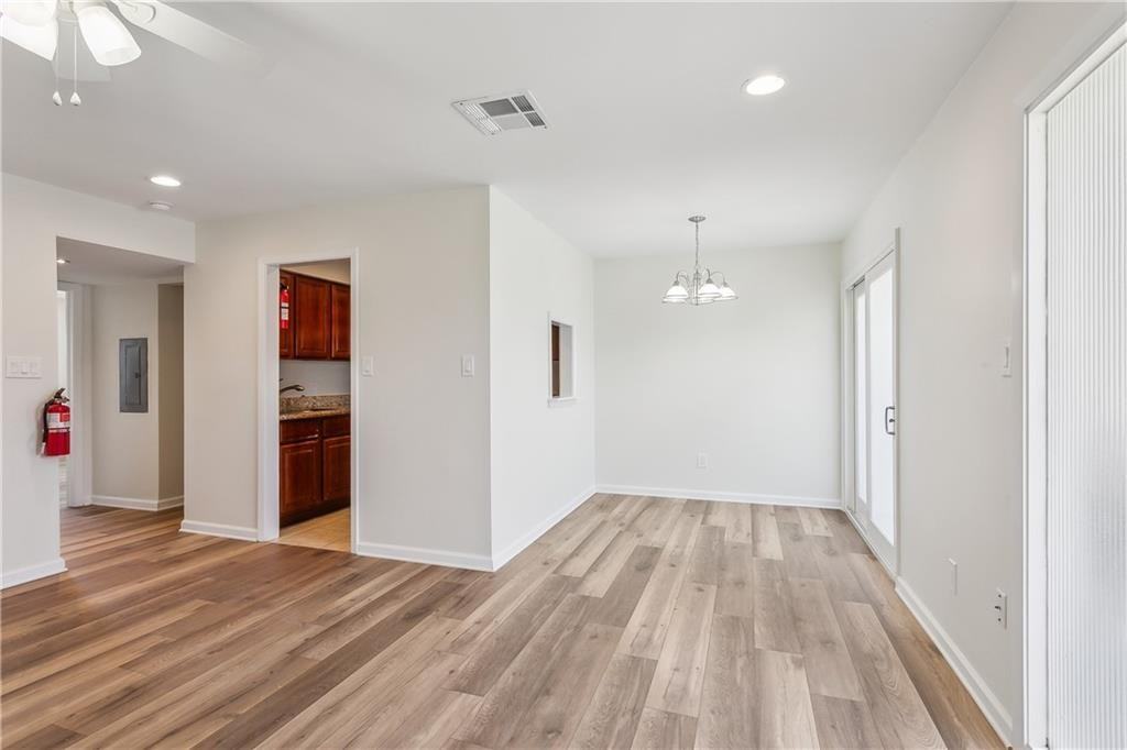 723 Adams St ##301 - Photo 2 of 13