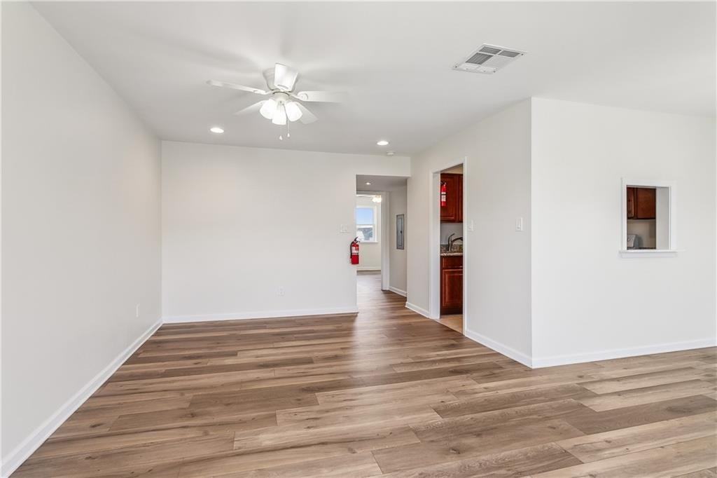 723 Adams St ##301 - Photo 3 of 13