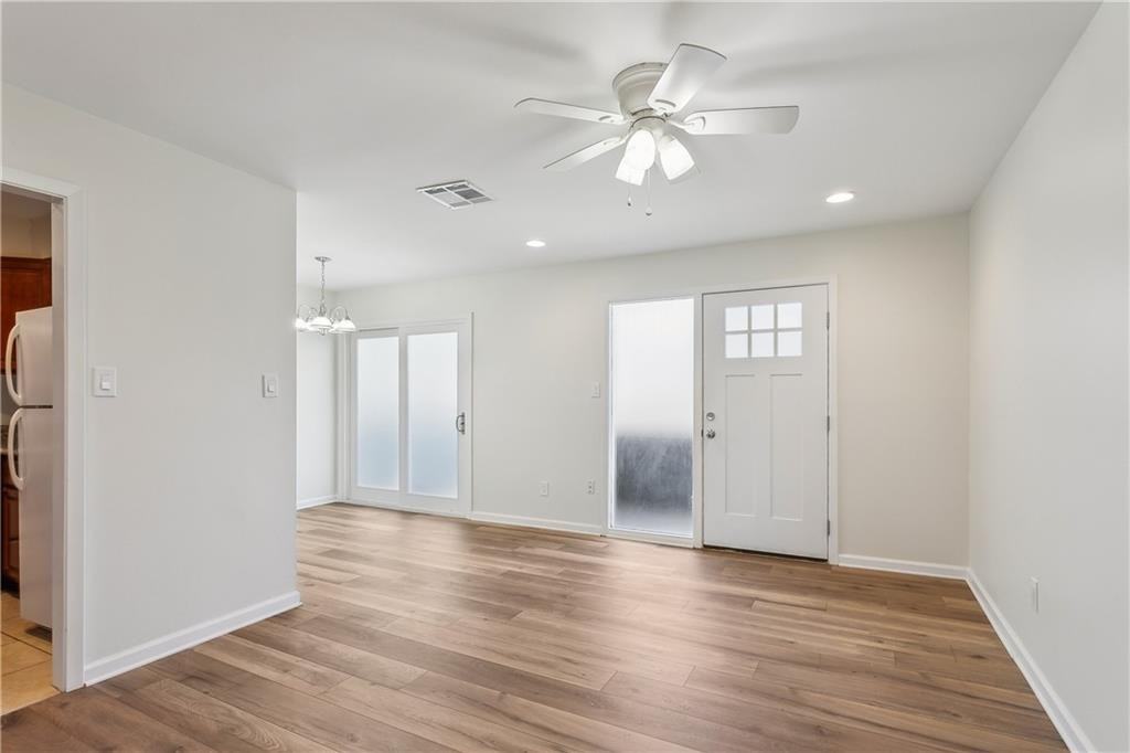 723 Adams St ##301 - Photo 4 of 13