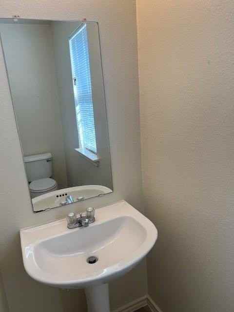 1105 Christopher Ave Apt B - Photo 6 of 40