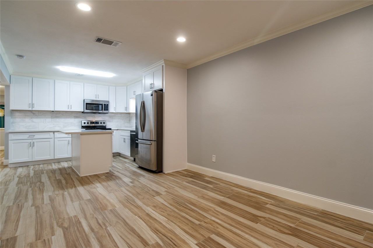 12633 Memorial Dr - Photo 7 of 21