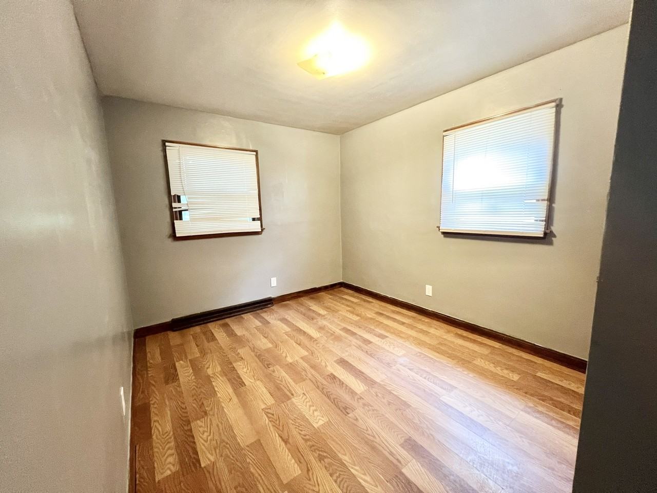 2400 Burwell Ave #1 - Photo 7 of 8