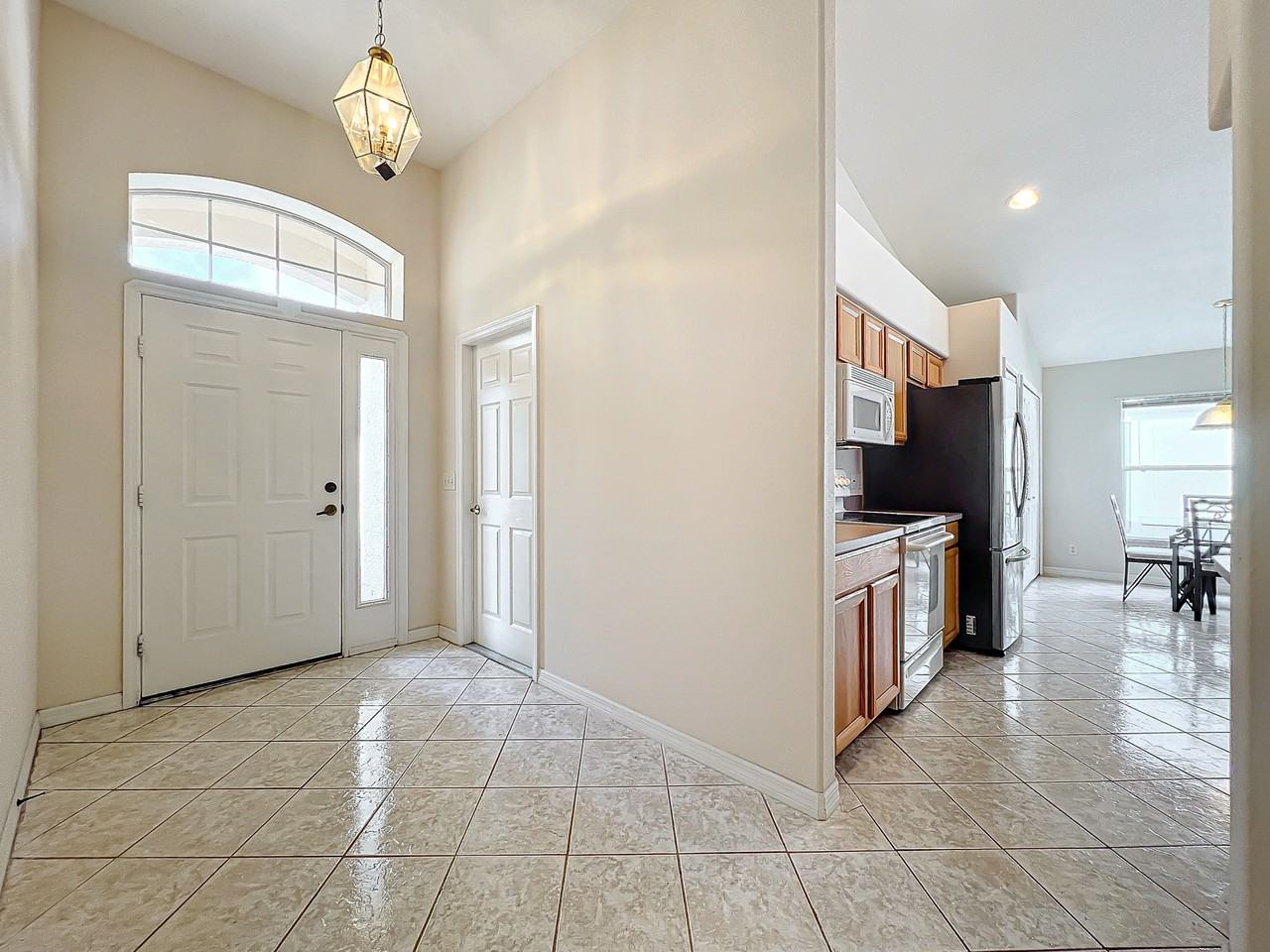 2250 Chinaberry Cir Se #1 - Photo 3 of 12