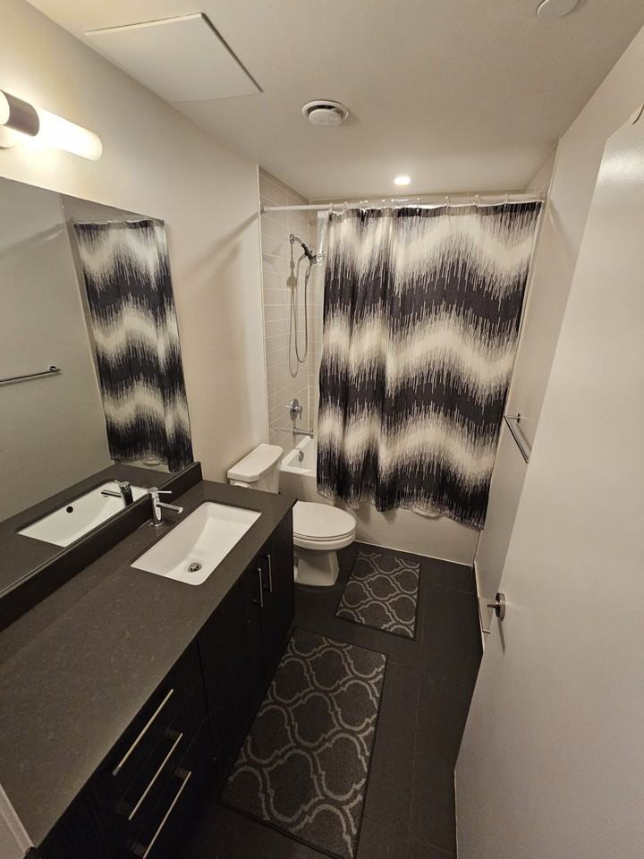 576 Front Street West #8th Floor - Photo 7 of 12