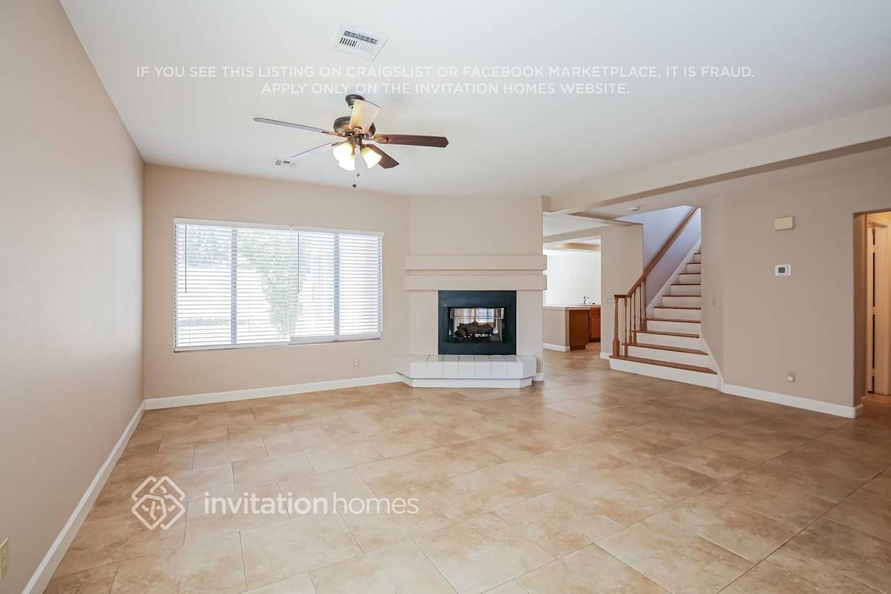 2121 Harbor Cliff Dr - Photo 5 of 18