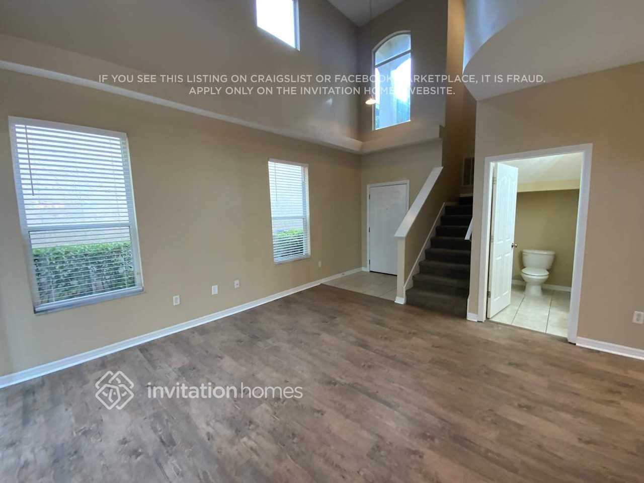 10507 Grayslake Ct - Photo 5 of 28
