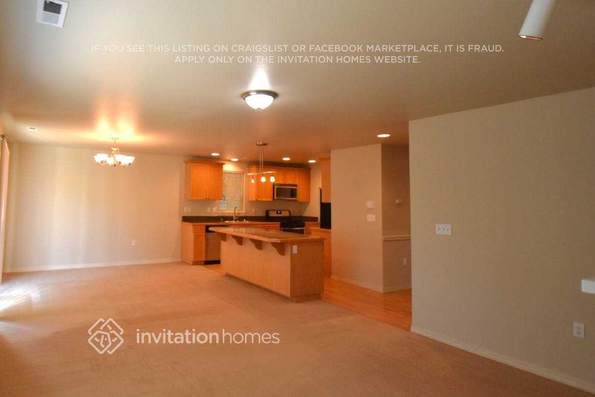 3381 S 283rd Ln - Photo 3 of 11
