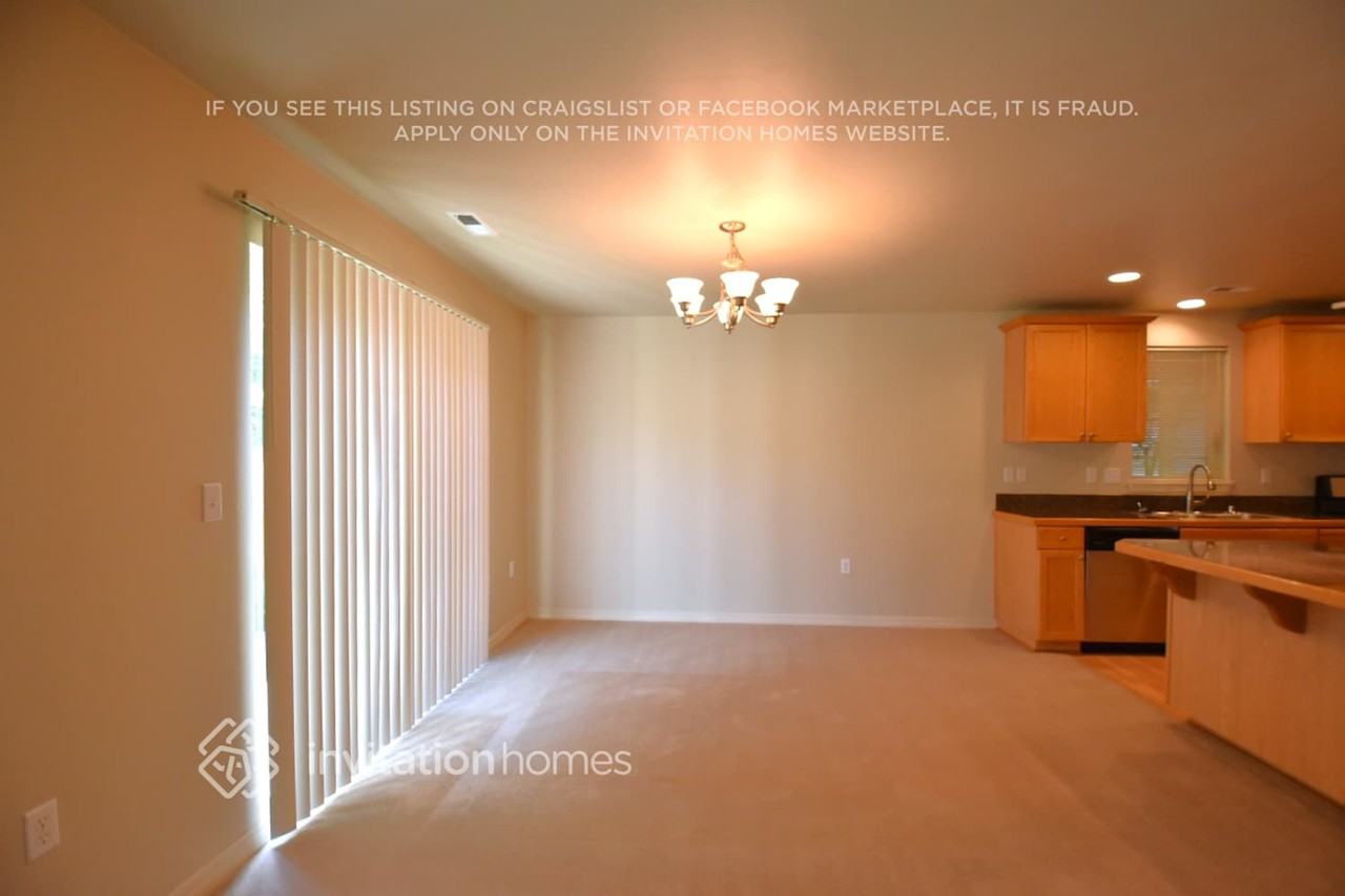 3381 S 283rd Ln - Photo 4 of 11