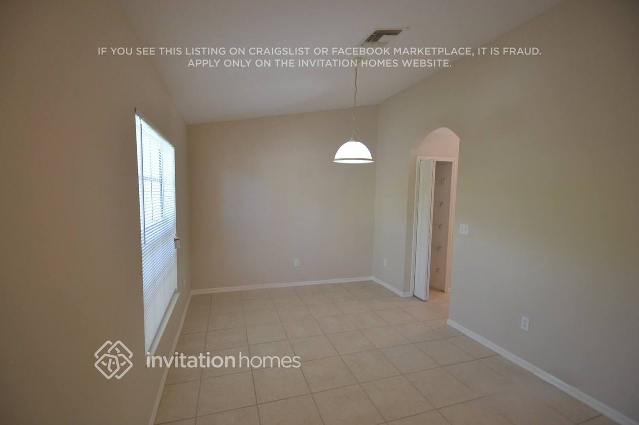 1823 Sadnet Ln - Photo 2 of 13