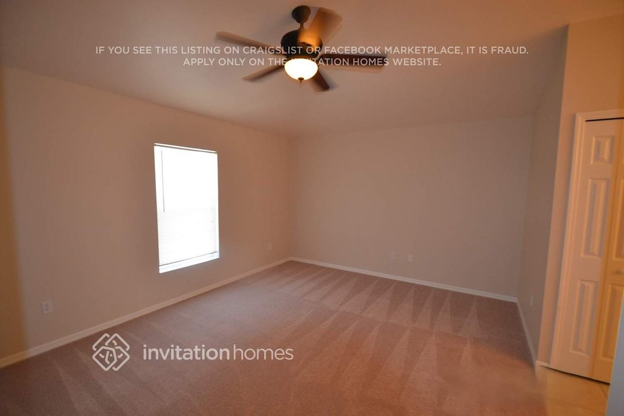 1823 Sadnet Ln - Photo 7 of 13