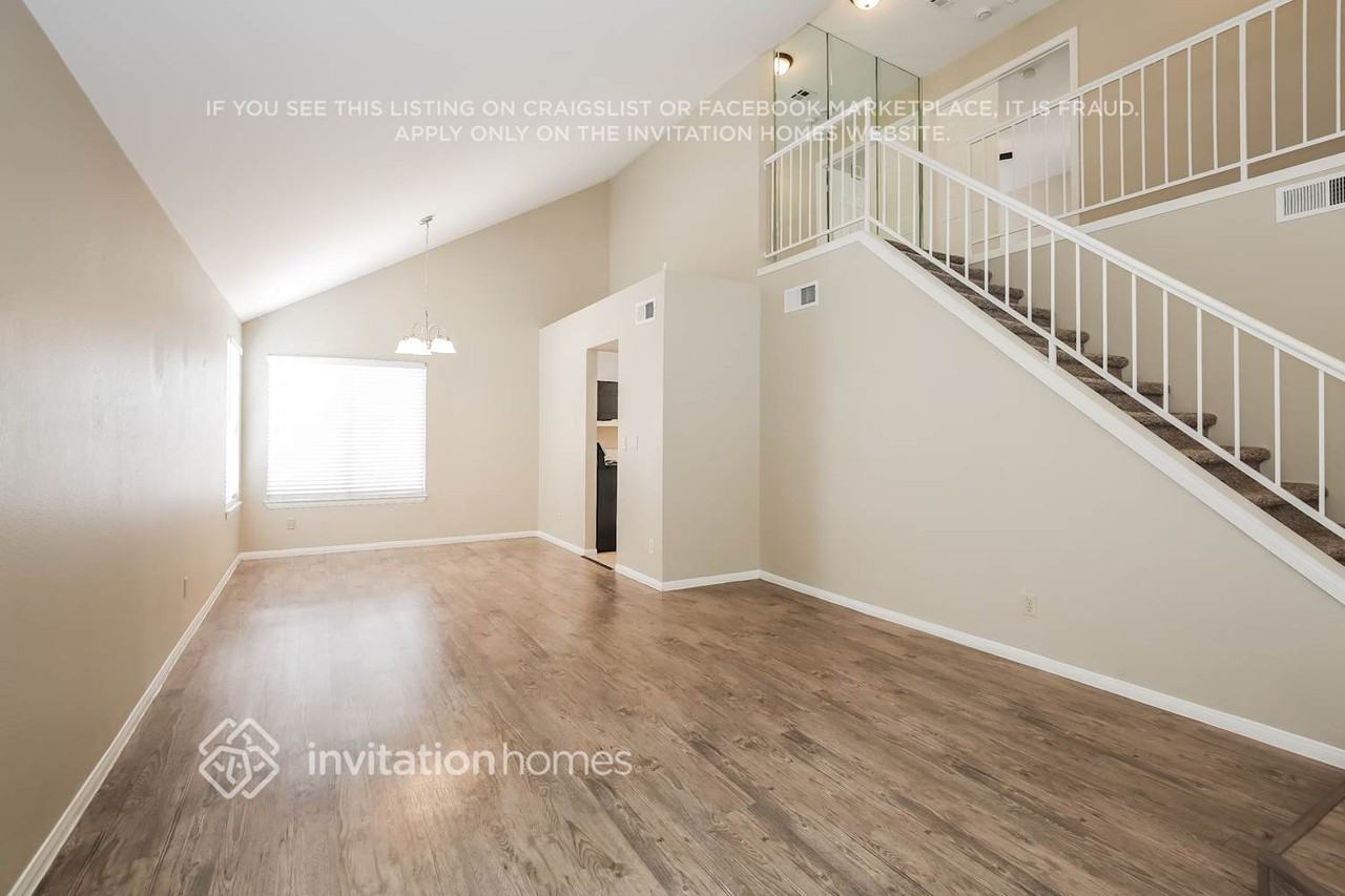 7312 Queen Palm Dr - Photo 6 of 18