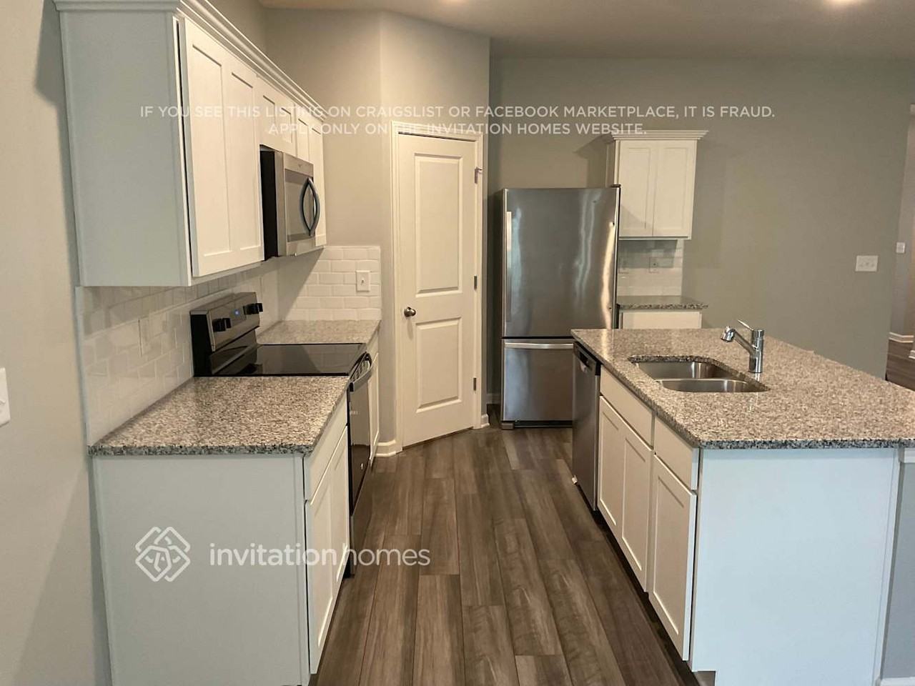 255 Colbury St - Photo 3 of 11
