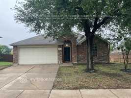 featured image of 1112 Sweetwater Dr