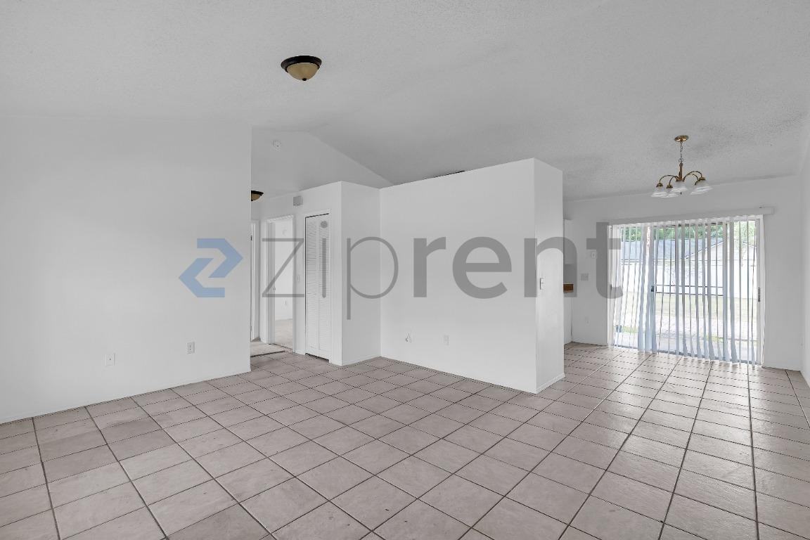 5131 Kati Lynn Dr - Photo 5 of 26