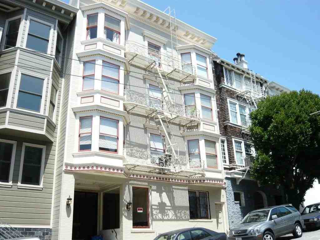 1440 Sacramento St #1 - Photo 2 of 7