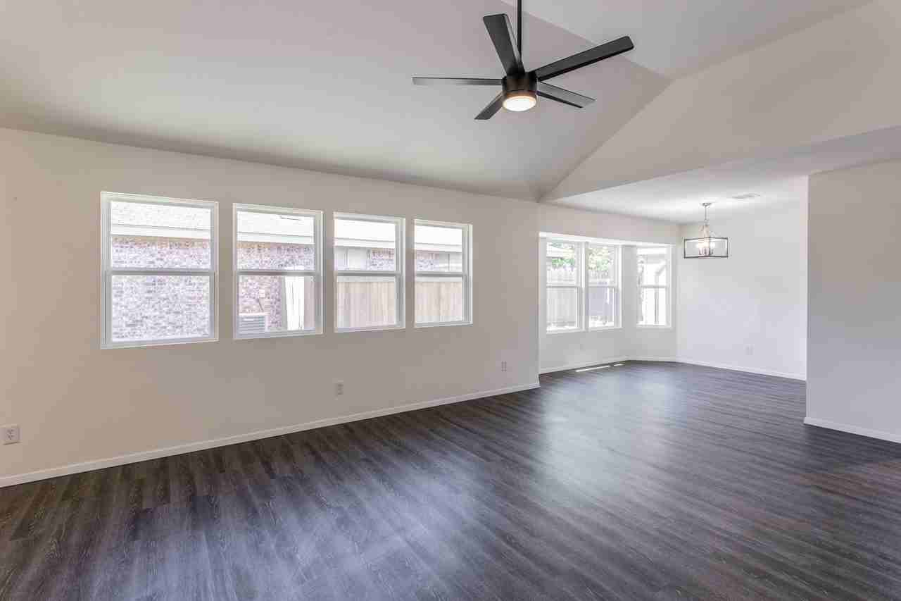 17009 Ardisia Dr - Photo 3 of 15