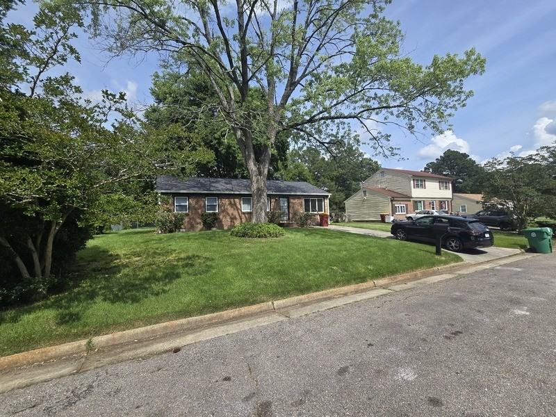 3445 Francis St - Photo 2 of 11